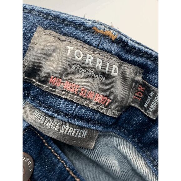 Torrid Women's Feel The Fit Mid Rise Slim Boot Denim Jeans Vintage Stretch 16R - Picture 6 of 8
